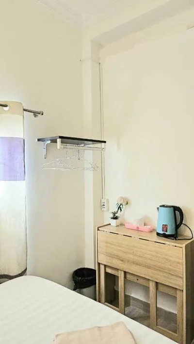 Tweepersoonskamer met gedeelde badkamer — Khoi Homestay